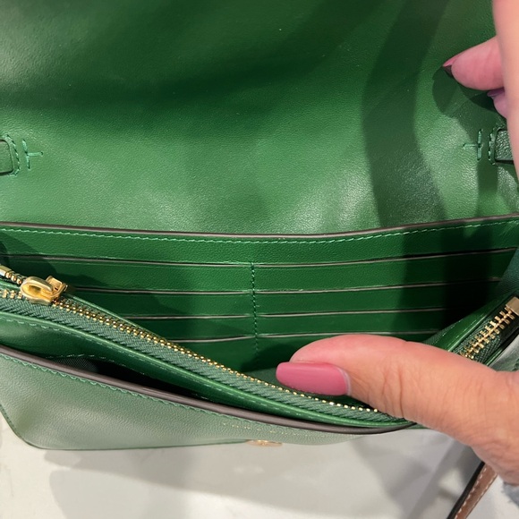 NWOT Tory Burch Fleming Soft Straw Wallet Crossbody - Arugula Green Chain Bag - Picture 9 of 12